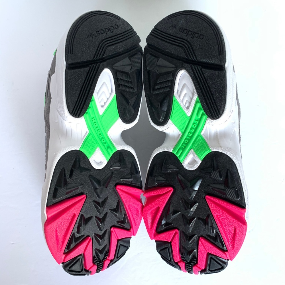 Adidas Men's Torsion Yung-96 Shoes DB2802 -6.5 NEW - Picture 6 of 6